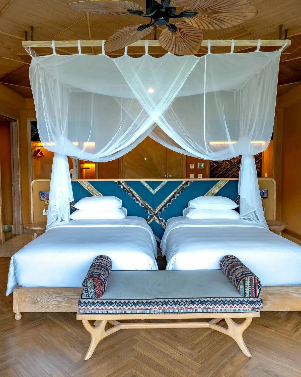 Luxury canopy suite interior